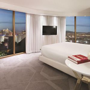 W Corner King Suite